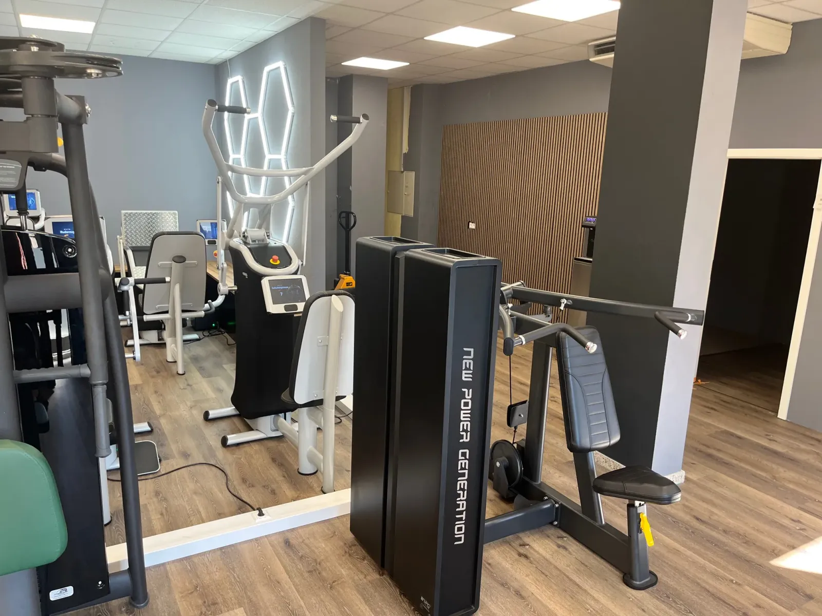 Atmosphäre und Training im Fit501 Bühlertann - Bild 8